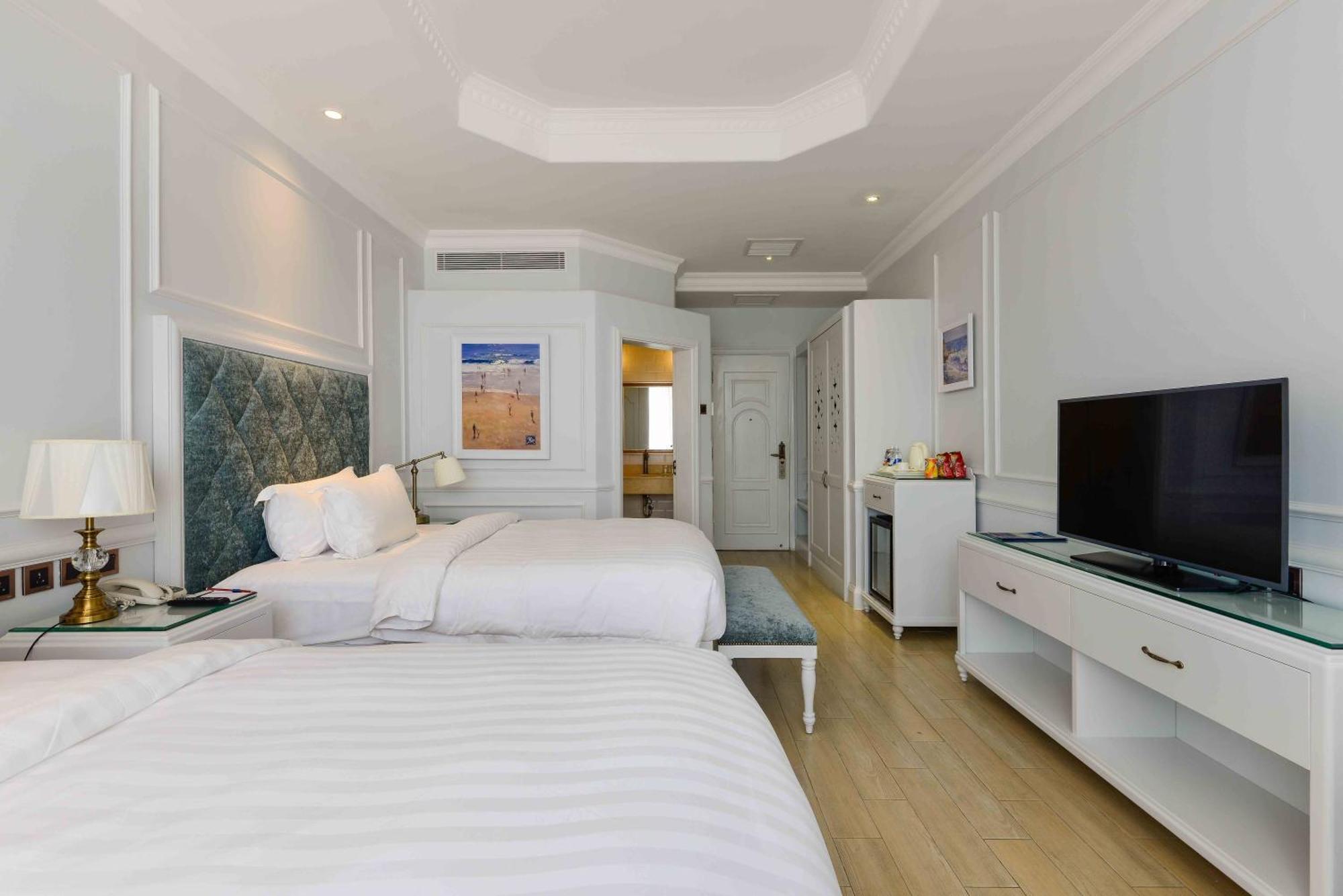 Lan Rung Beach Resort Long Hai Rum bild
