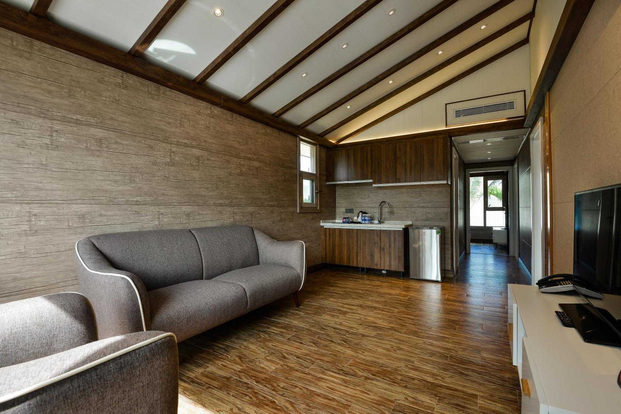 Lan Rung Beach Resort Long Hai Rum bild