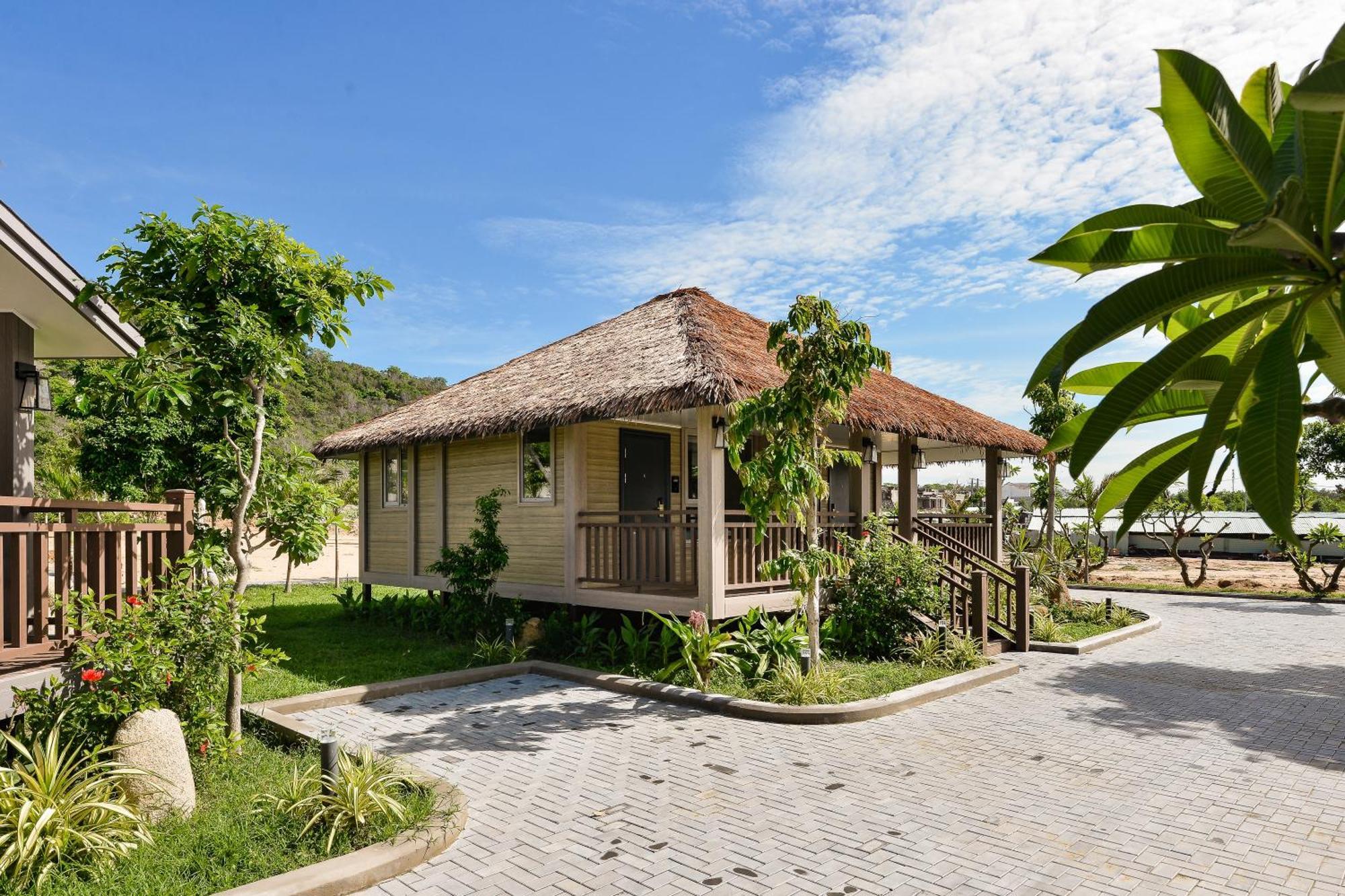 Lan Rung Beach Resort Long Hai Rum bild